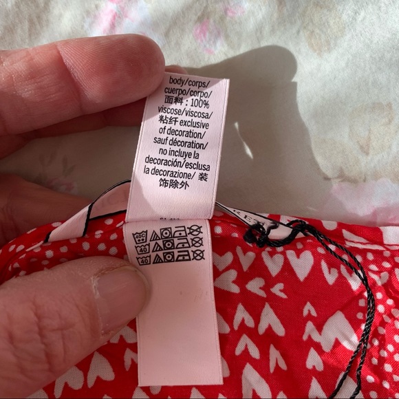 Victoria’s Secret Heart Print tie front top one size fits many NWT - Picture 6 of 6